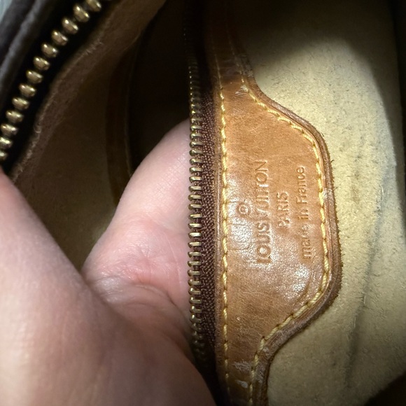 Louis Vuitton Classic Brown Monogram Shoulder Bag - Picture 8 of 16